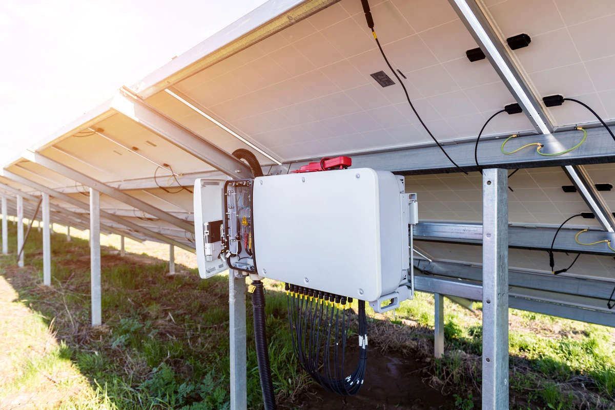 การติดตั้งระบบ solar battery เพื่อสำรองพลังงาน